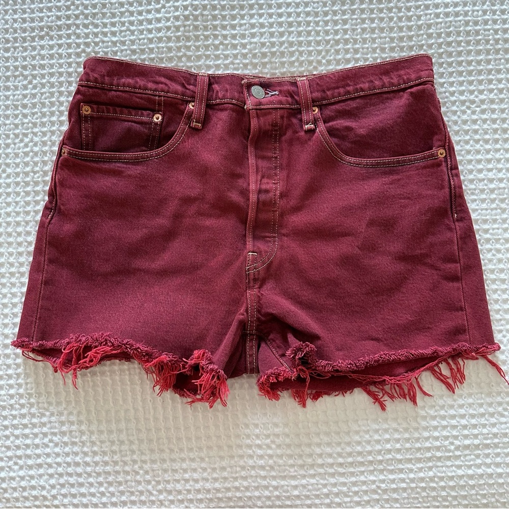 Levis Womens 501 Button Fly sz 31 Red Over Dyed High Rise Denim Jean FrayShorts